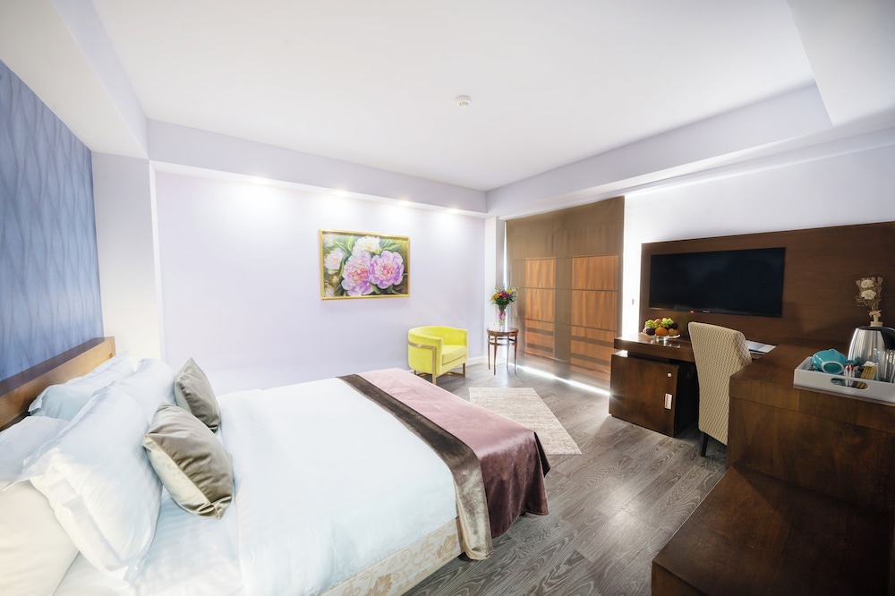 Phoenicia Comfort Hotel 13/51