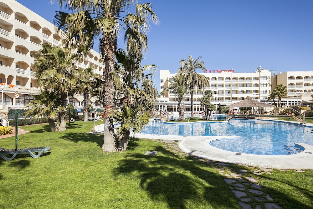 Olympic Suites in LLORET DE MAR