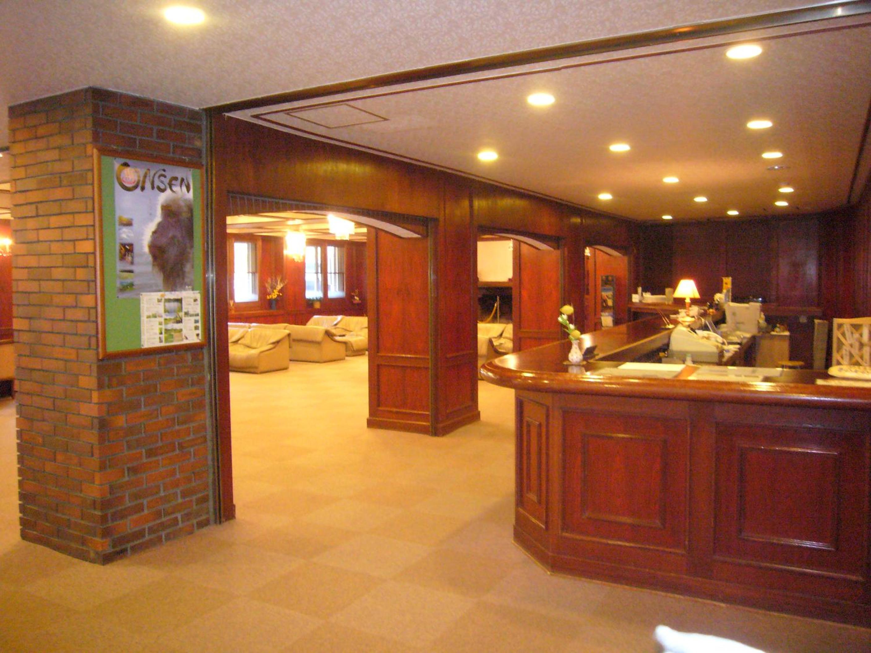 Shiga Palace Hotel 8/50