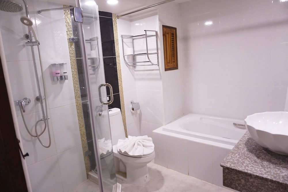 Md Boutique Hotel 36/41