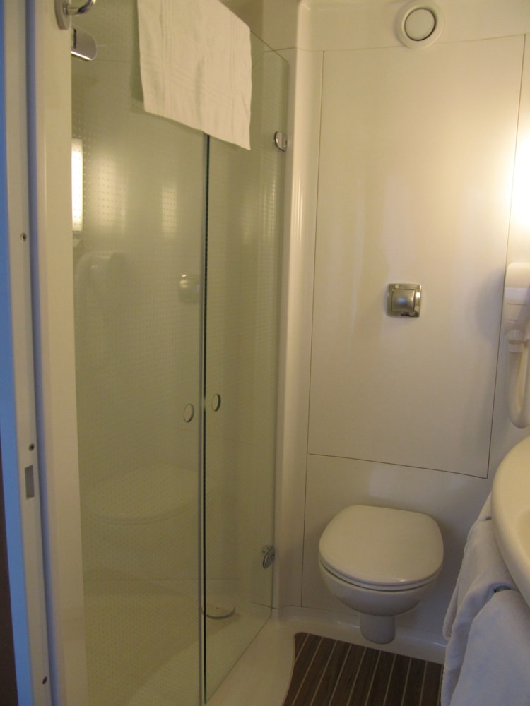 Ibis Etampes 68/69