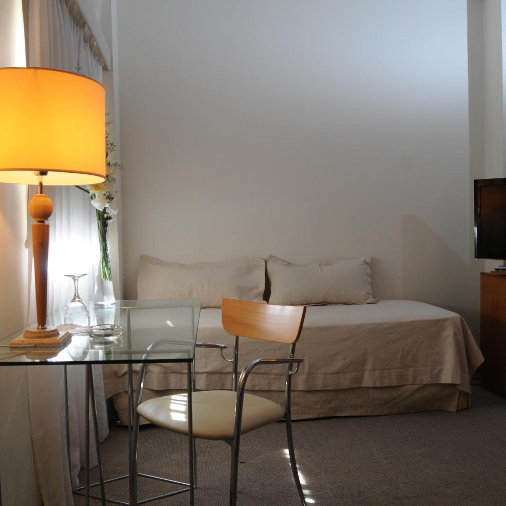 Parra Hotel and Suites 14/27