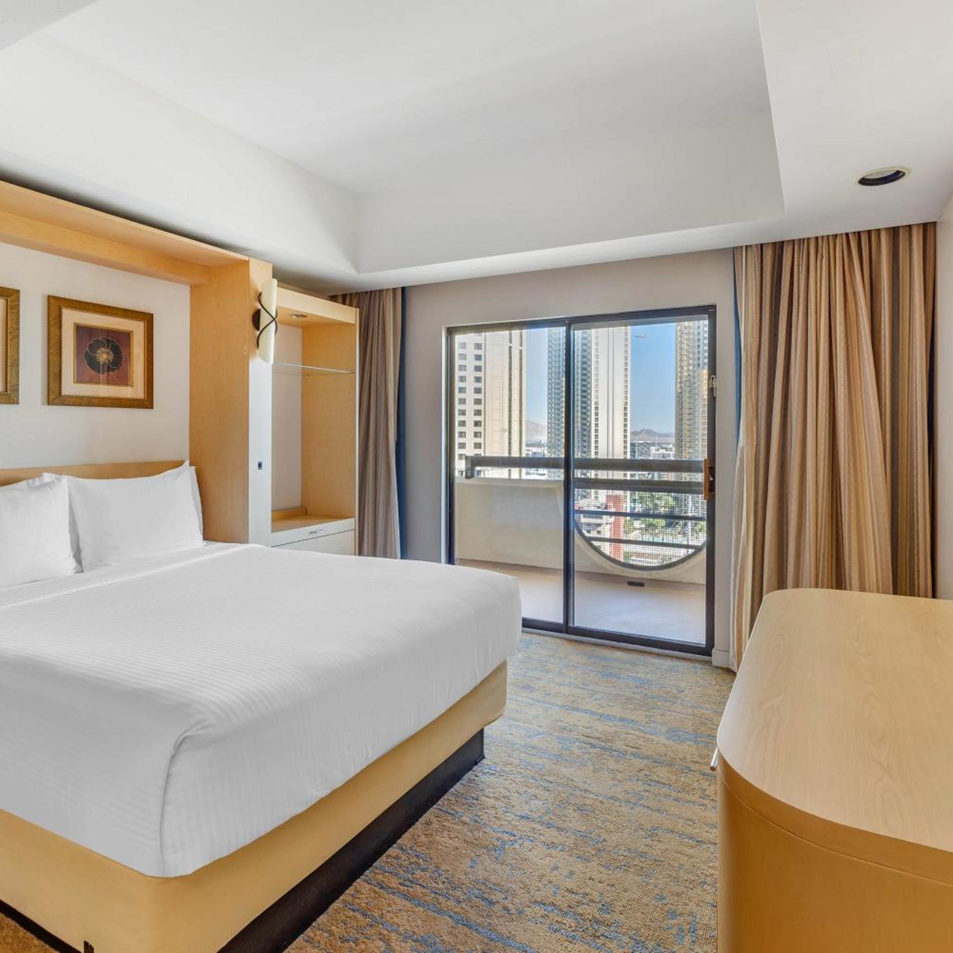 Studio, King Bed, Queen Bed, Balcony