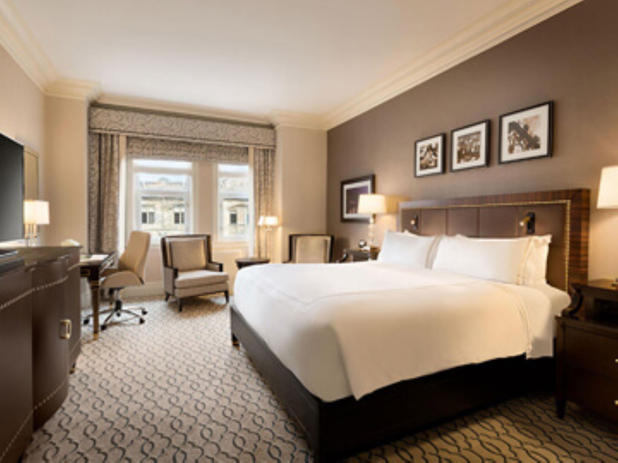 Exclusive, Fairmont Gold, King Bed, Lounge Access, Large