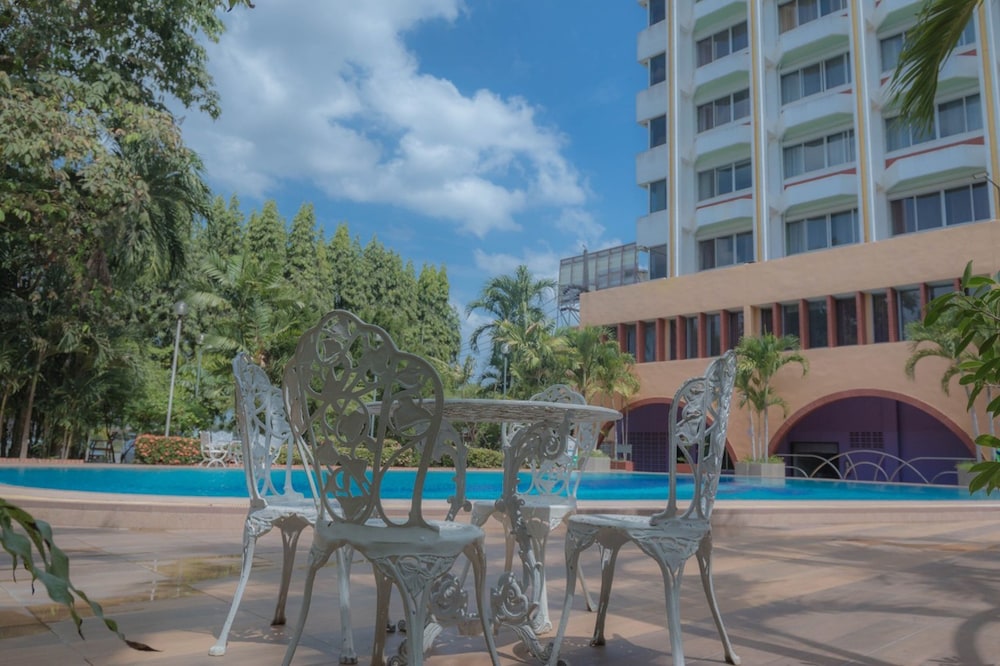 Wangtai Hotel 64/70