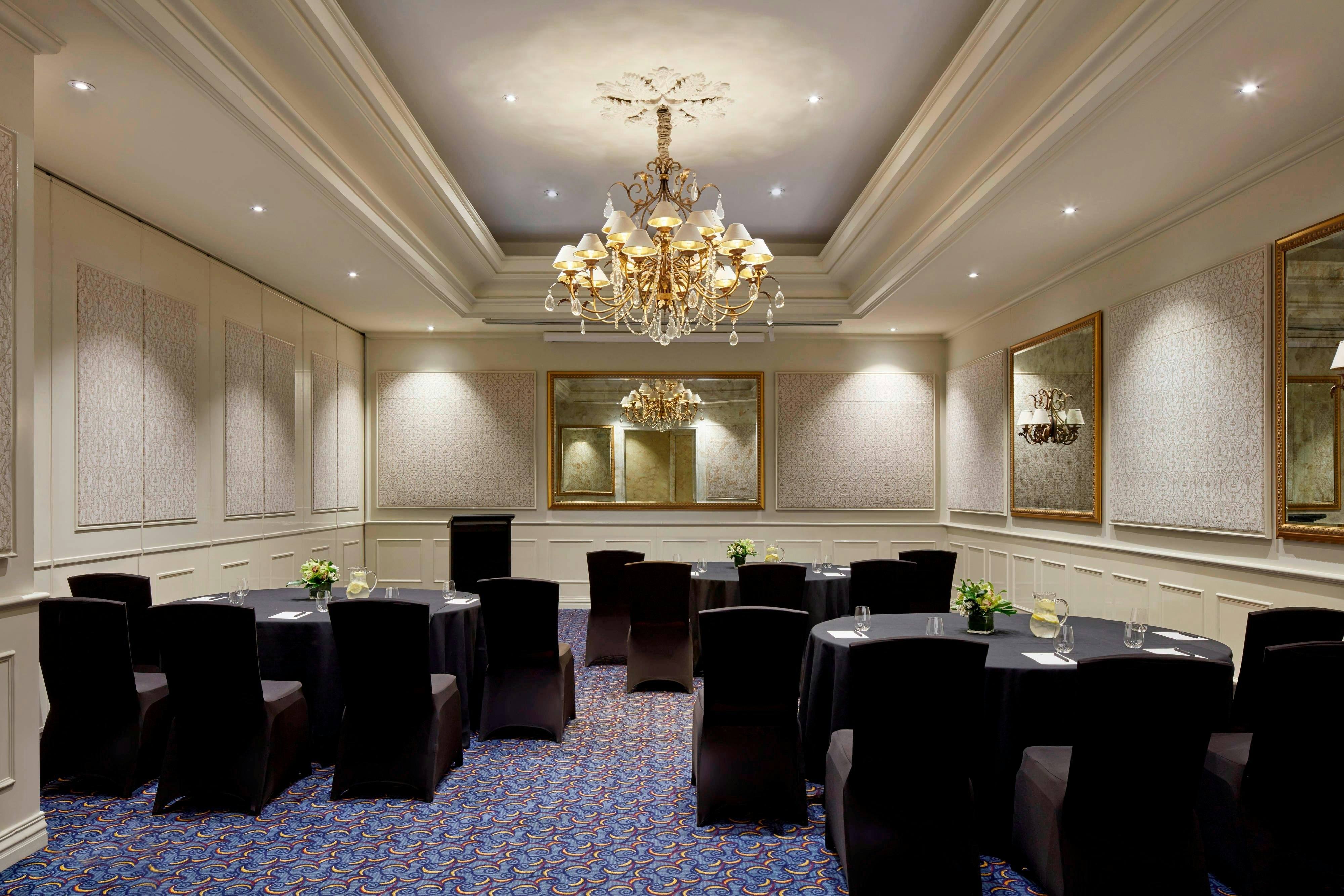 Melbourne Marriott Hotel 17/21