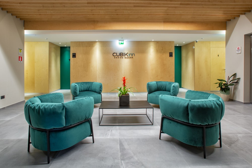 Cubik Inn 29/53