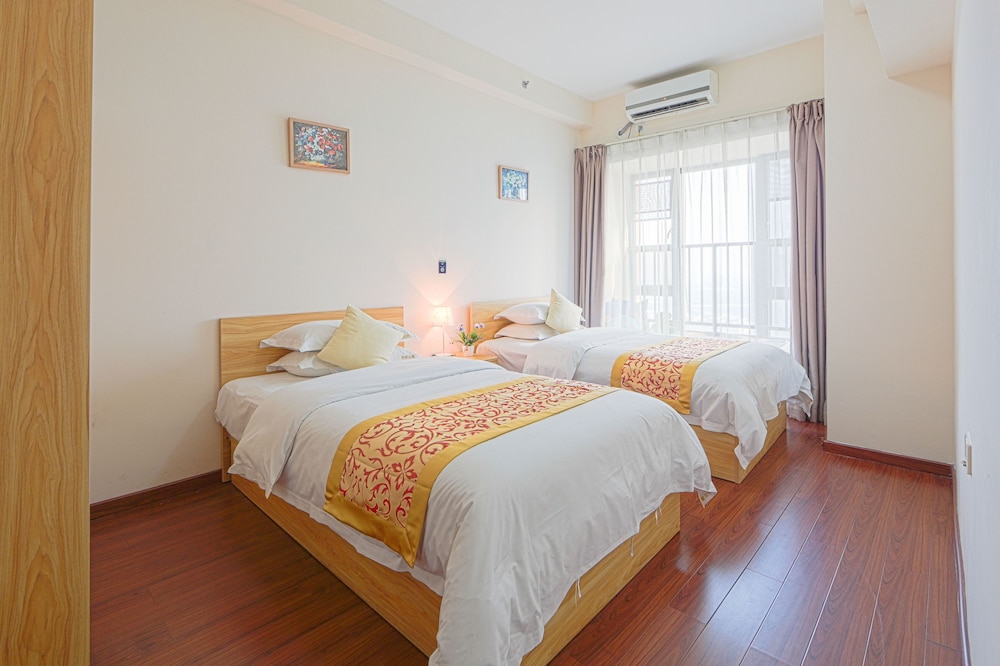Angda Pazhou Apartment 21/60