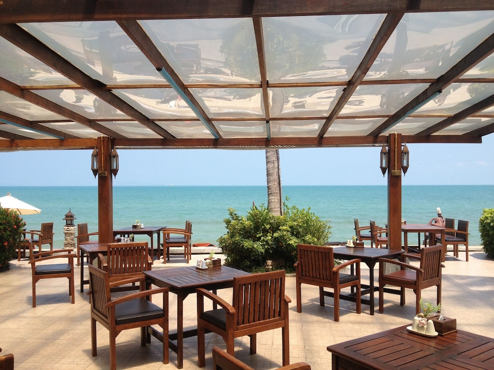 KANOK BURI RESORT 52/75