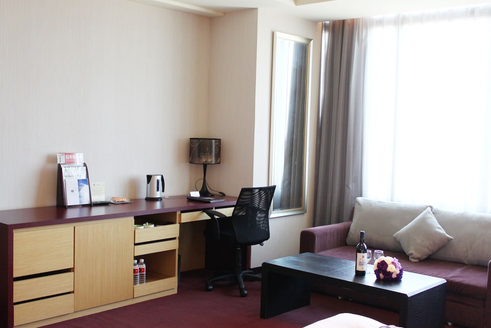 Golden Tulip Zhong Xin Hotel Taichung 49/63