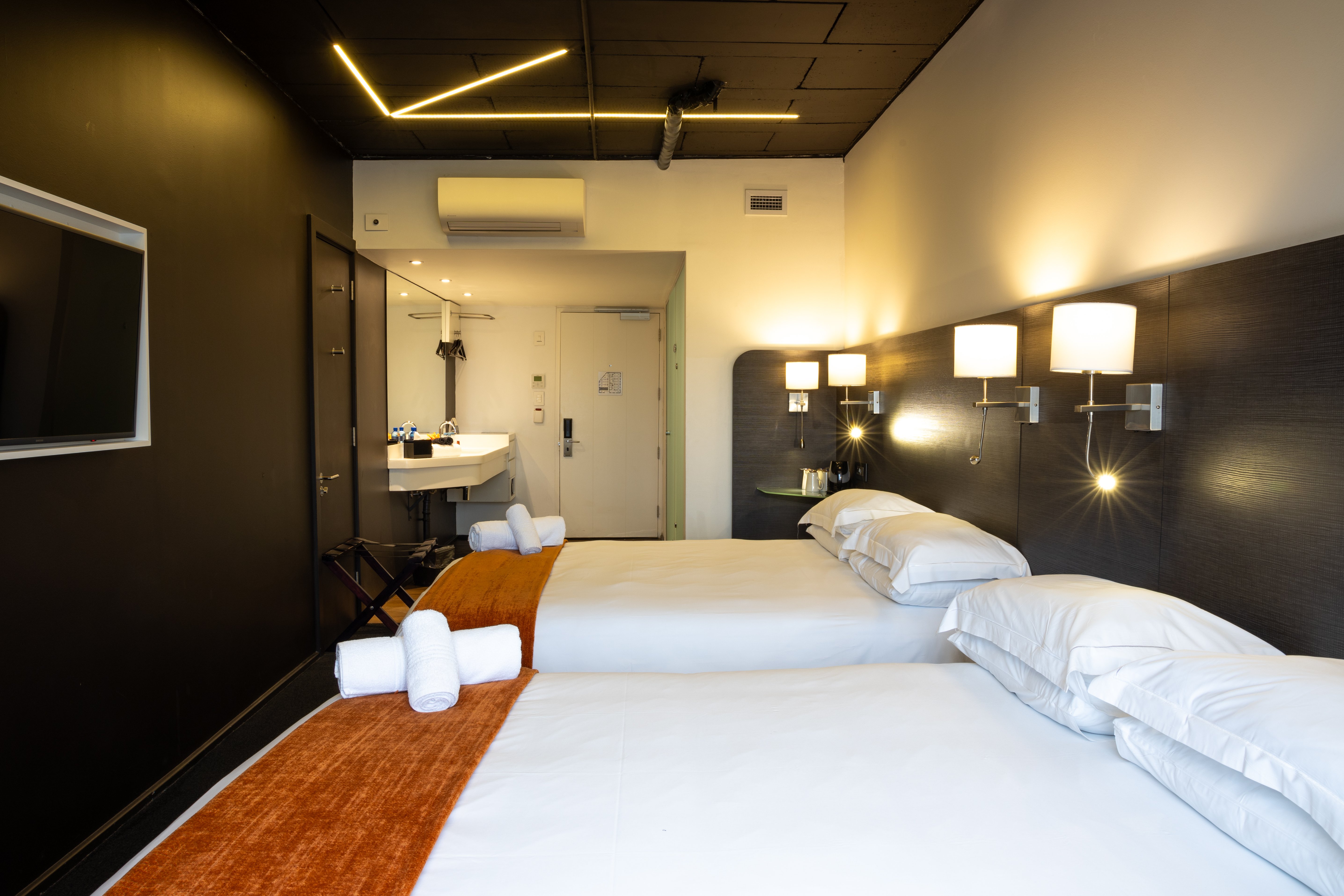 Signature Lux Hotel By Onomo Waterfront 26/79