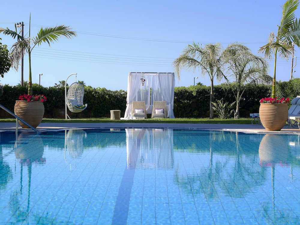 SunVillage Boutique Hotel 57/59
