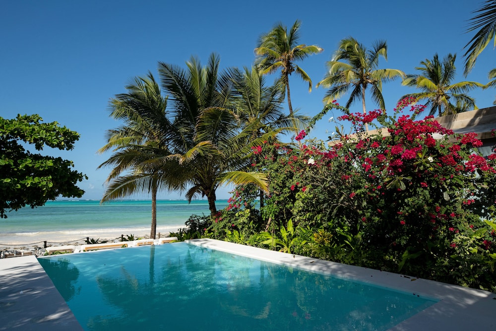 Upendo Beach Boutique Hotel 34/50
