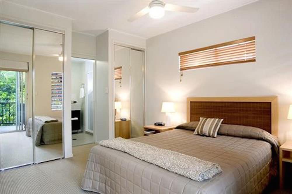 VERANO RESORT 8/50