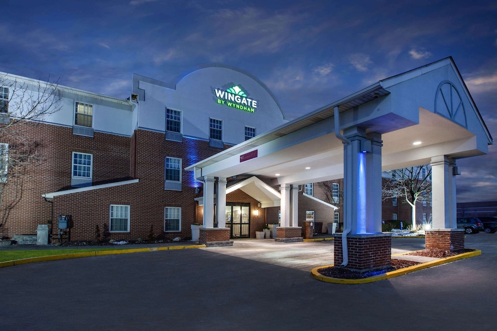 Wingate By Wyndham Roseville/Detroit main