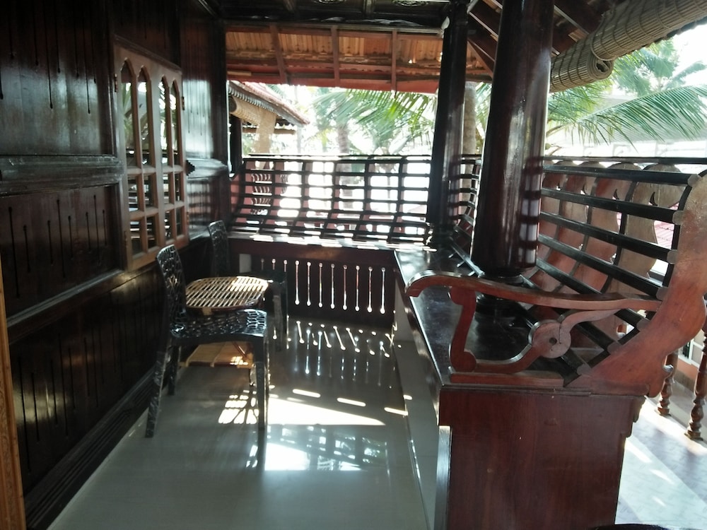 Black Beach Resort 17/32