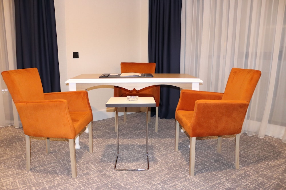 DES'OTEL 42/50