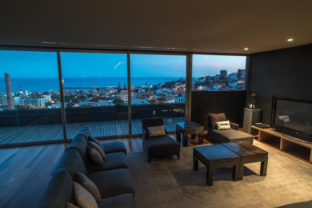 Arts In Penthouse Apartments Til Sol 17/30