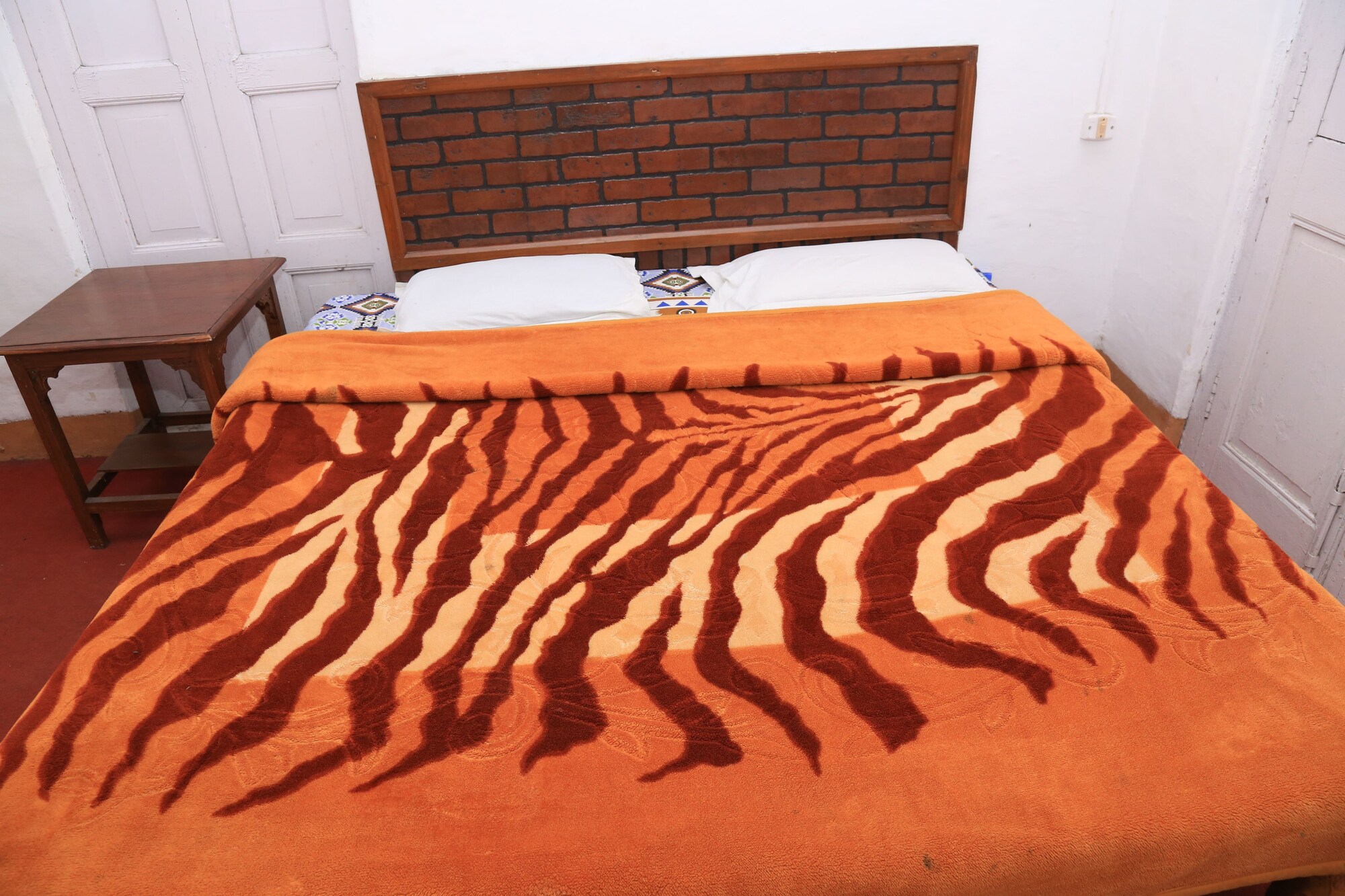 DELUXE, COTTAGE, MULTIPLE BEDS, SMOKING