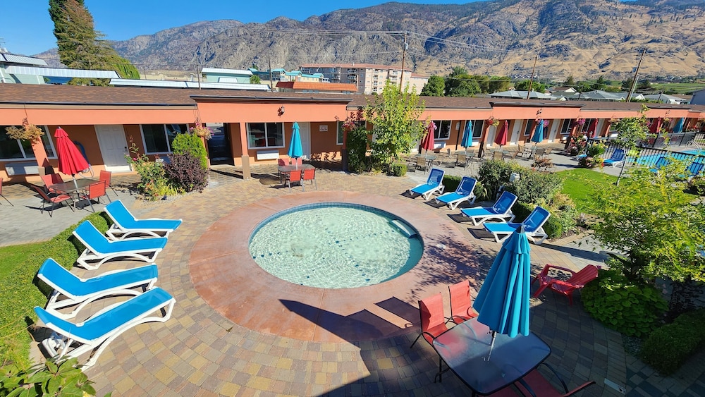 Sahara Courtyard Inn 56/70