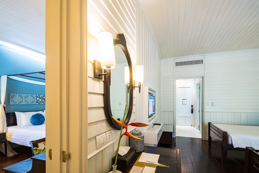 OUTRIGGER Koh Samui Beach Resort 77/85