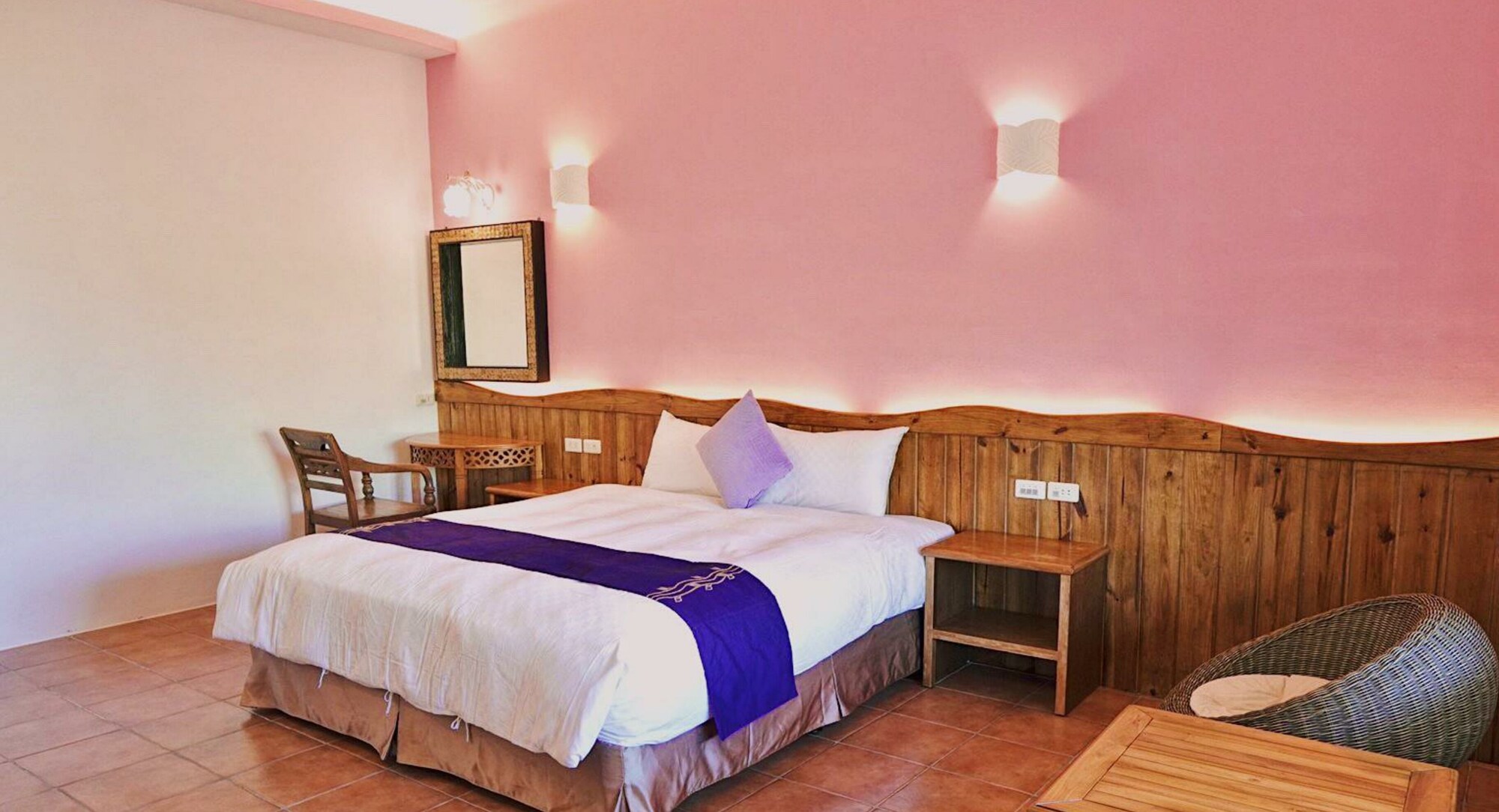 غرفة اقتصادية بسرير كينج بحوض استحمام، Againn garden resort 10/10