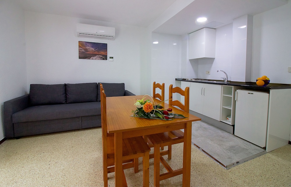 Hostal El Mercat 41/60