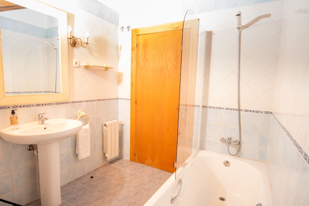 Hotel Branka، بيرميو 44/50