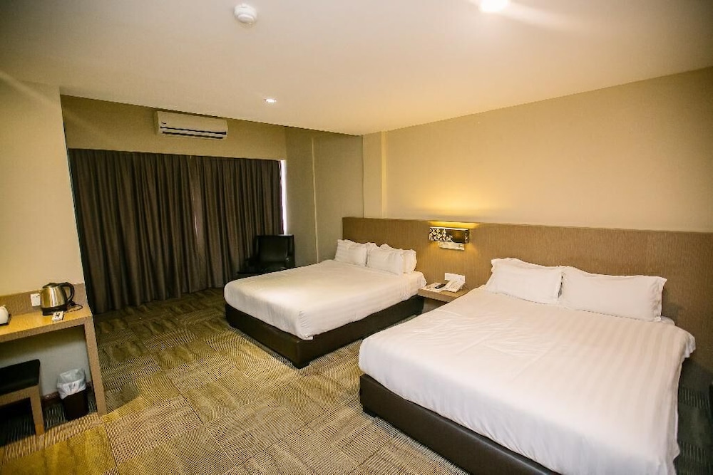 Merdeka Hotel 16/50