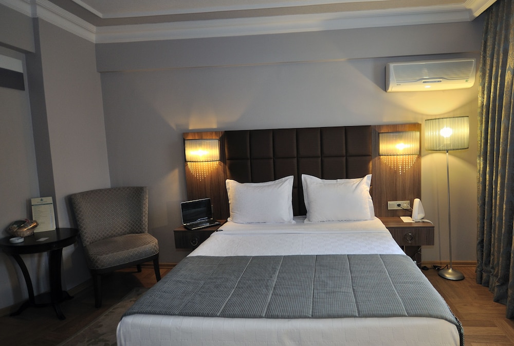 Grand Atakum Hotel 17/50