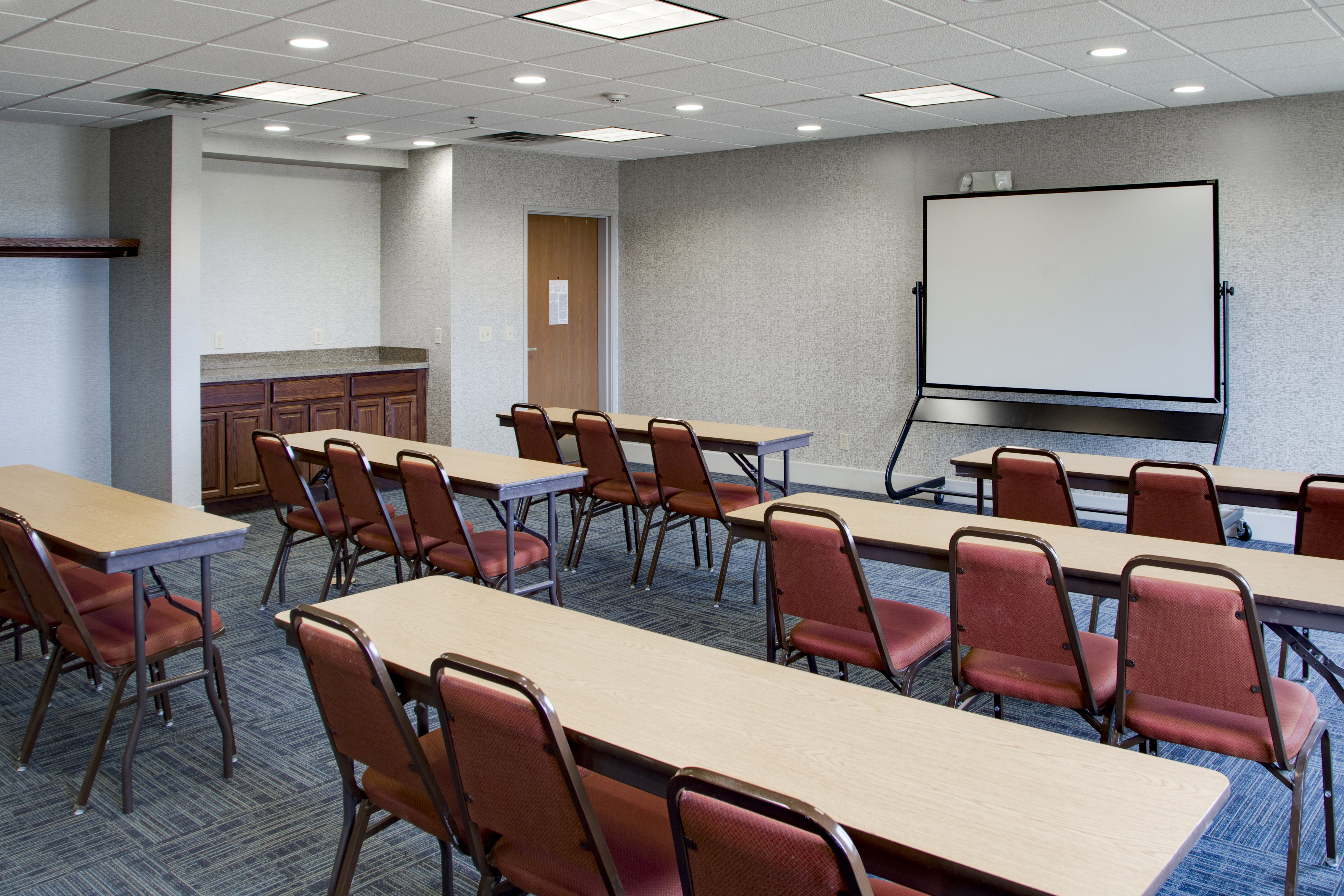 Holiday Inn Express Hotel Suites Jacksonville 47/52