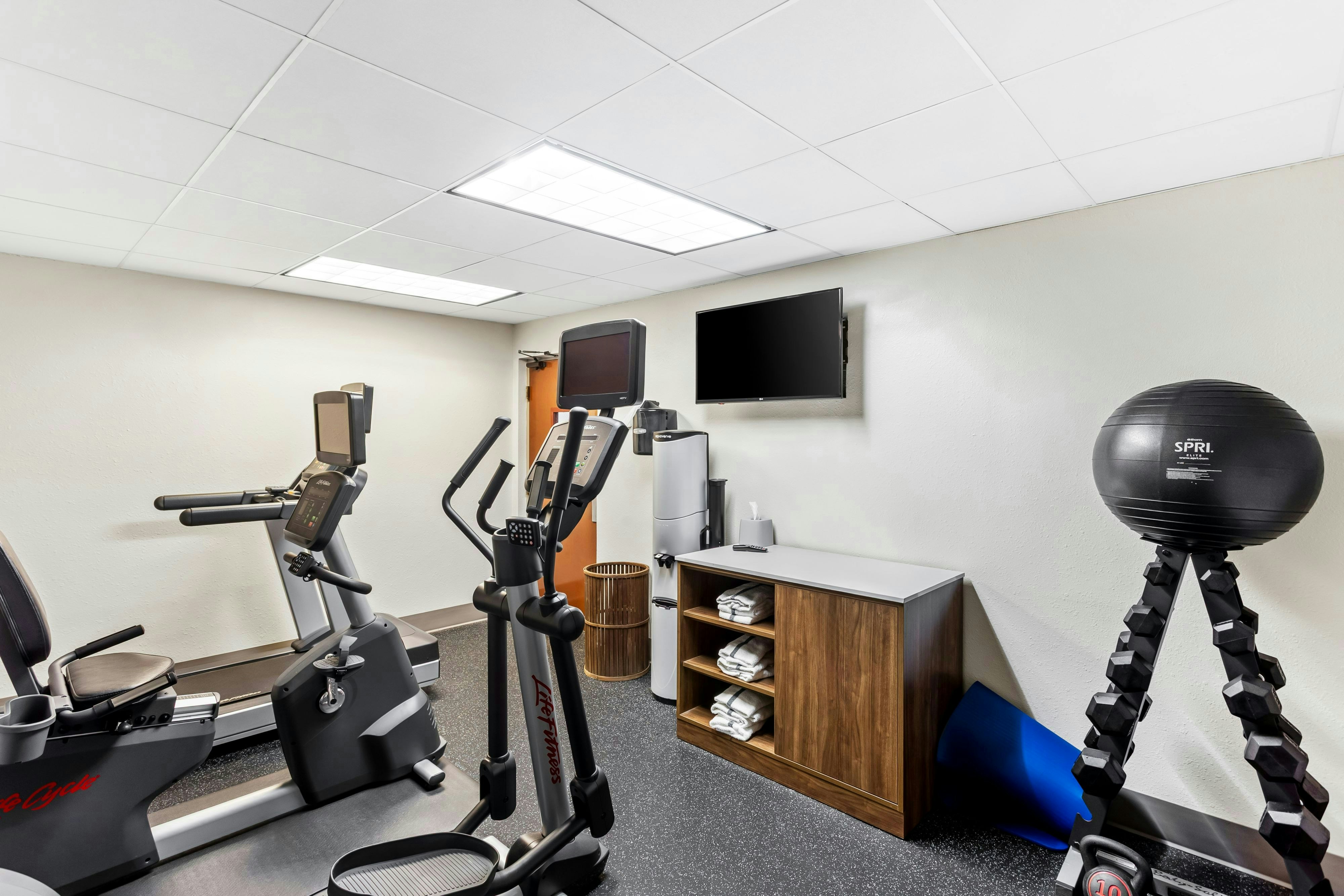 Holiday Inn Express Hotel And Suites Charleston Southridge 30/50