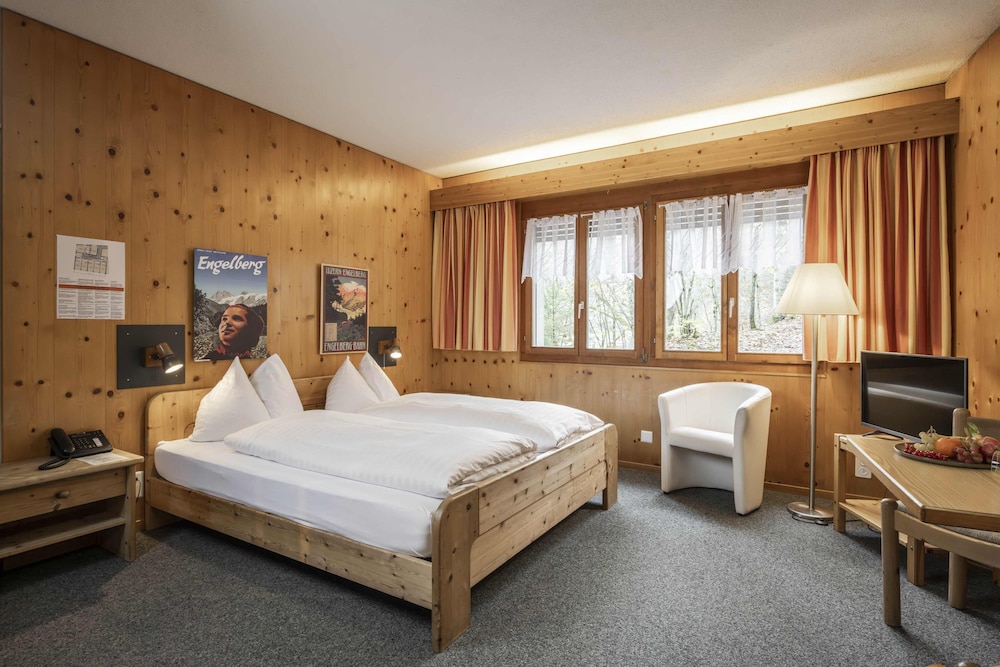 Room, Double Bed