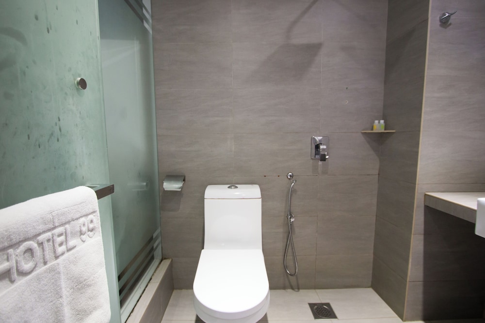 Hotel 99 - Pusat Bandar Puchong 41/48