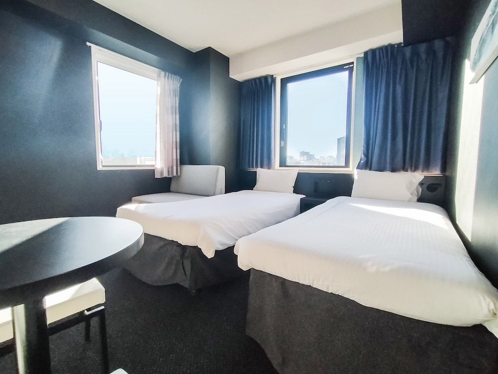 Extra, Twin Beds, Sofa