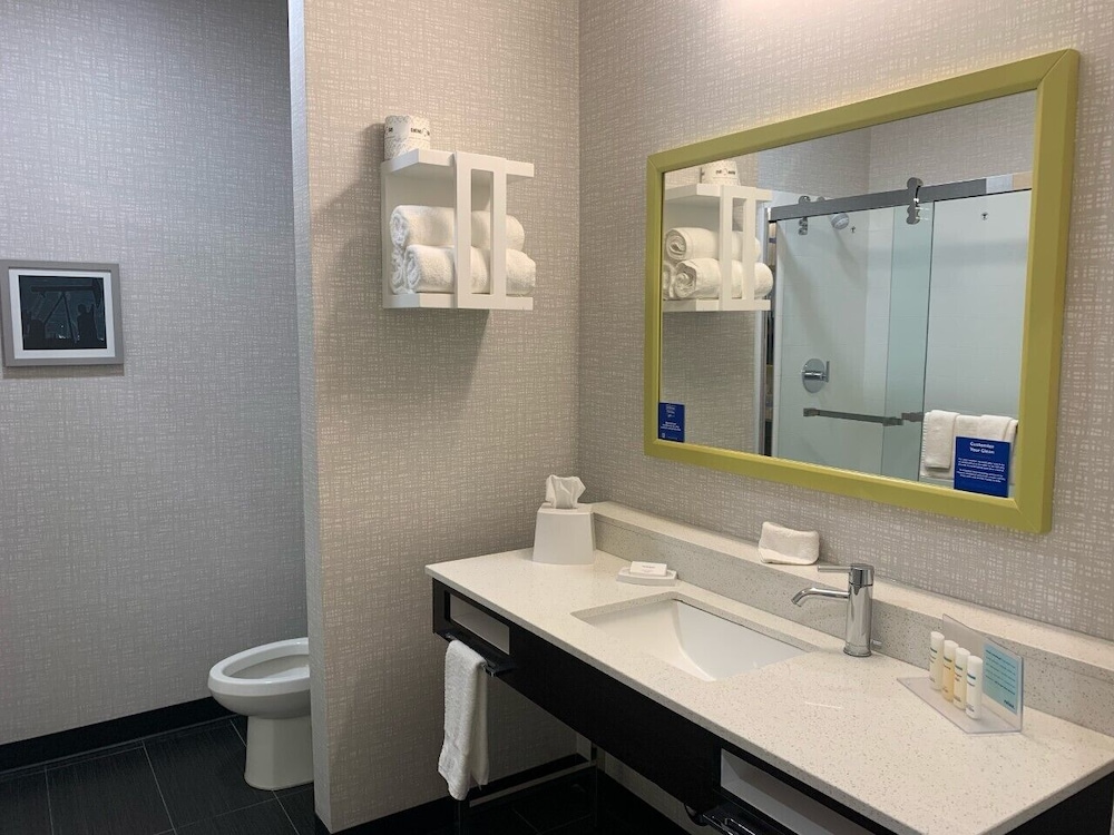 Hampton Inn Monahans TX 5/24