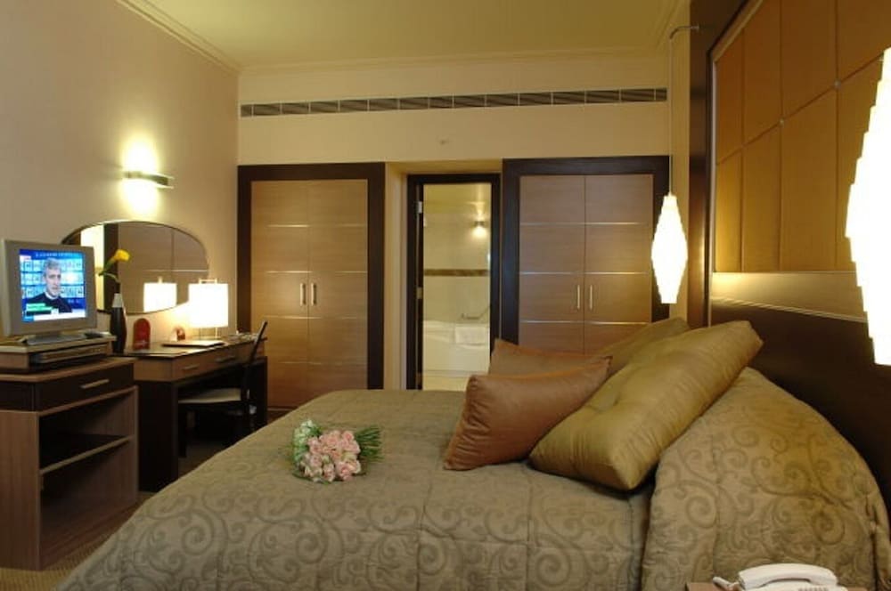 Regency Palace 40/71