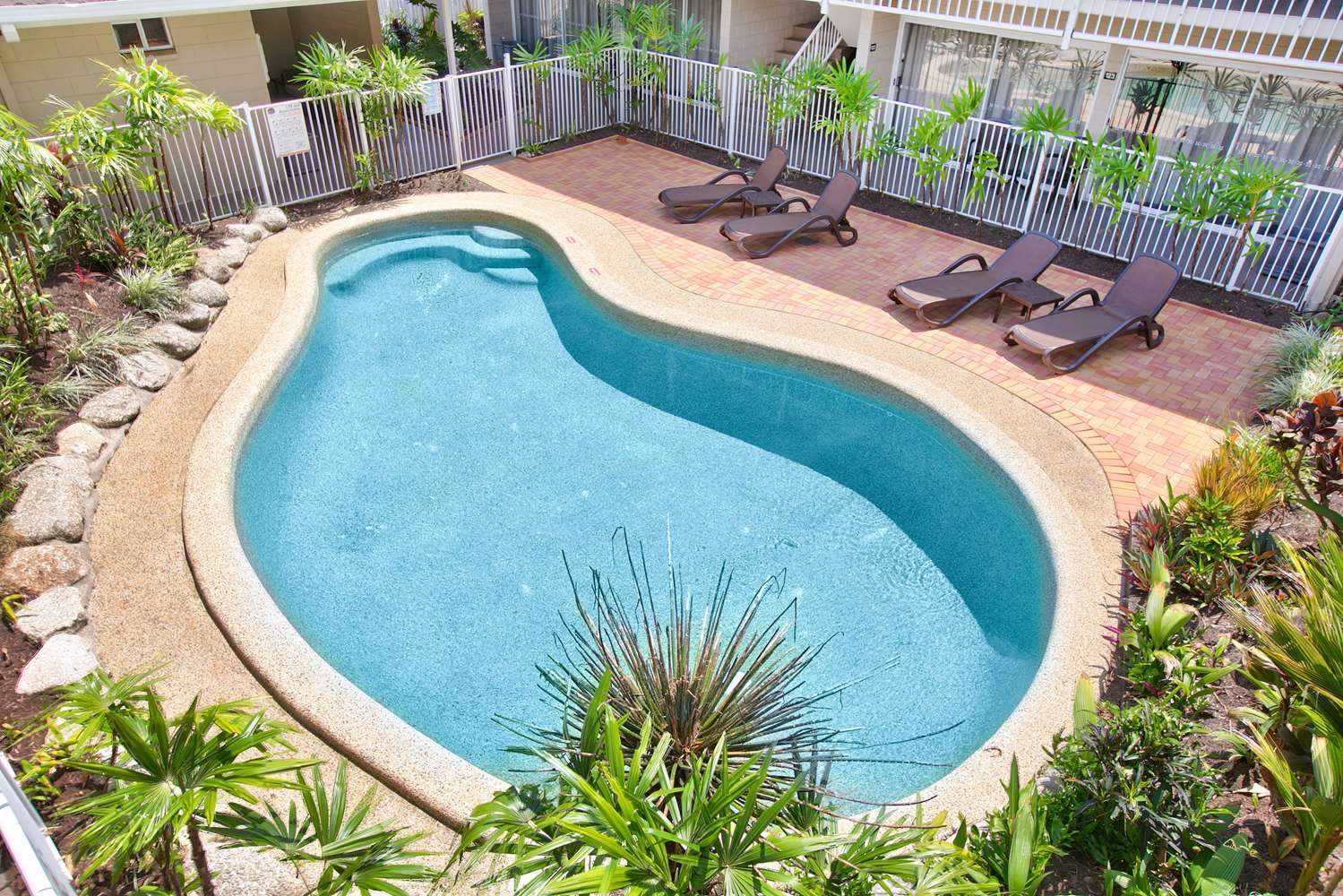 Comfort Inn Cairns City 15/18