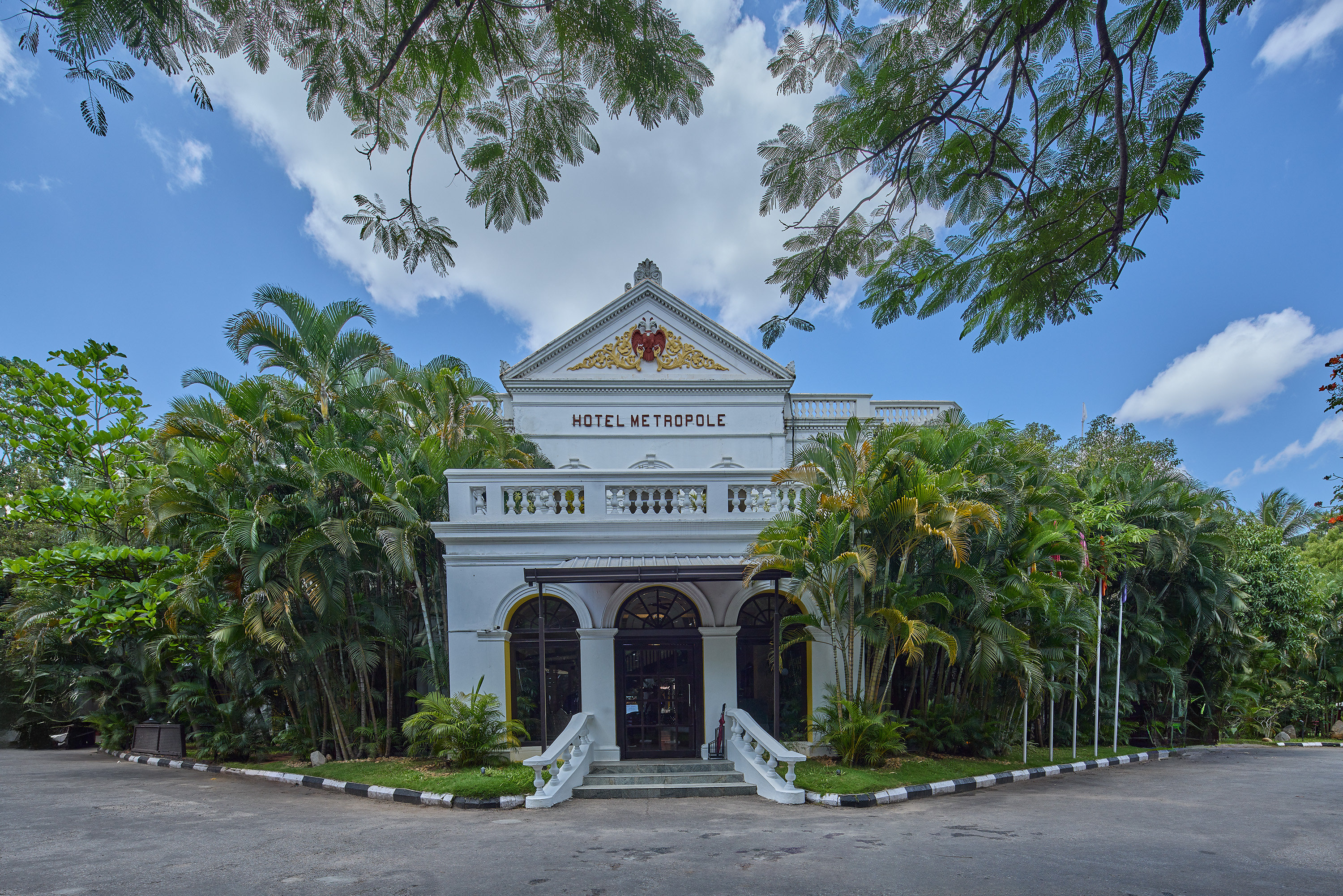 Royal Orchid Metropole 11/13