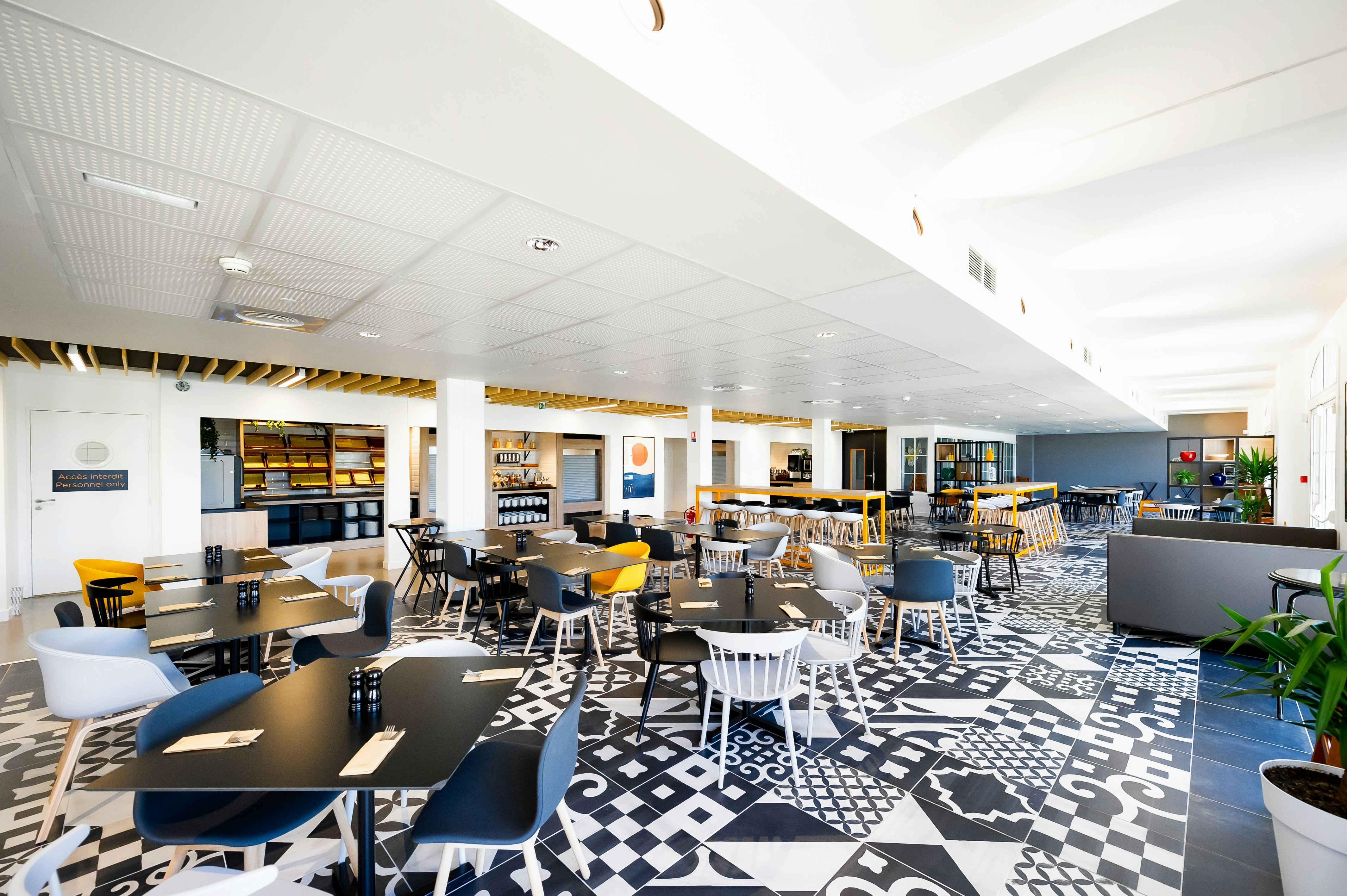 Staycity Aparthotels Near Disneyland Paris 14/22