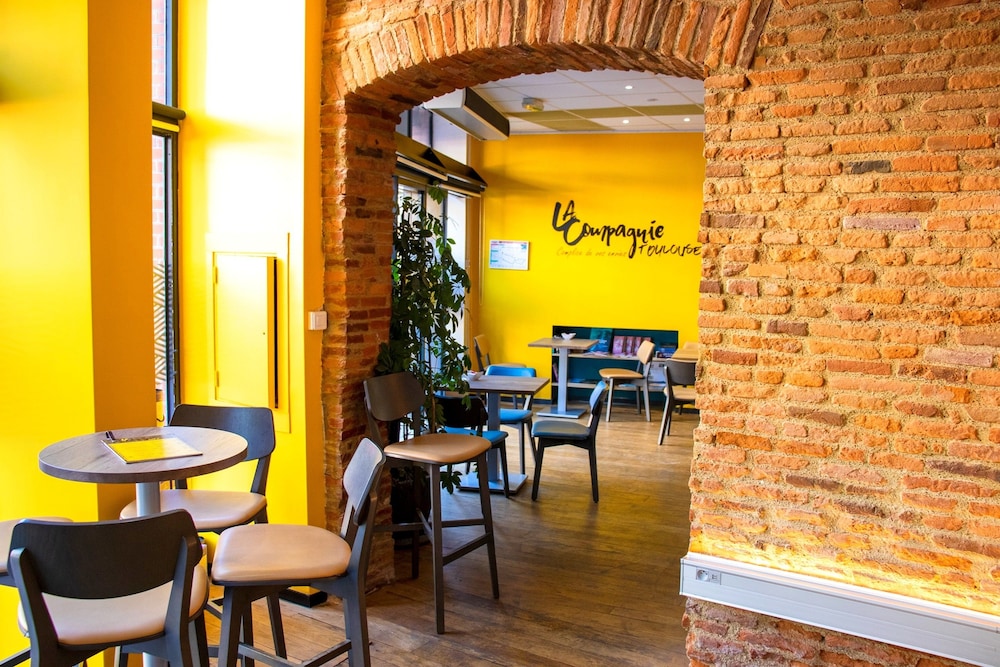 restaurant-cafeteria