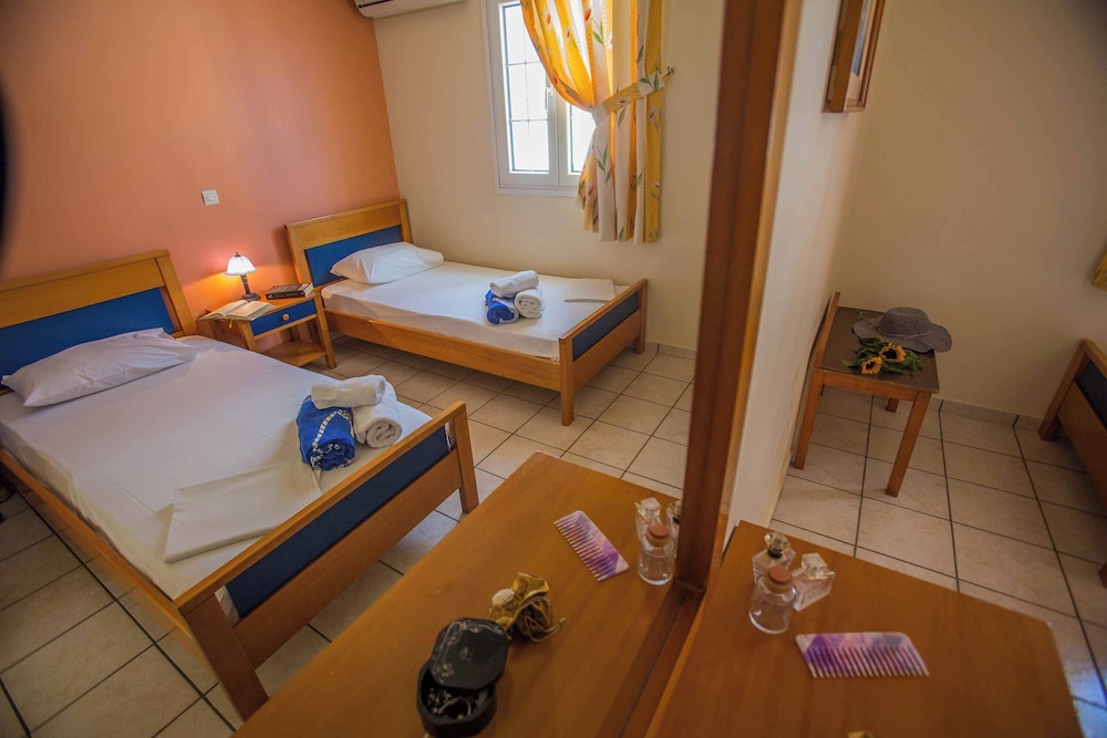 1 BEDROOM, APARTMENT