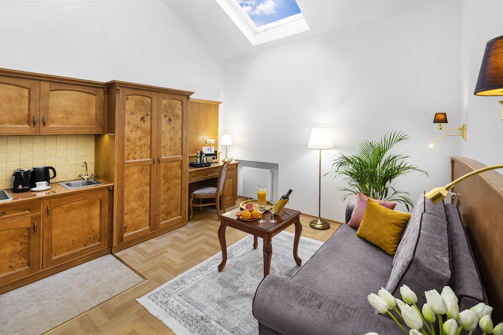 Ventus Rosa Boutique Aparthotel 50/62