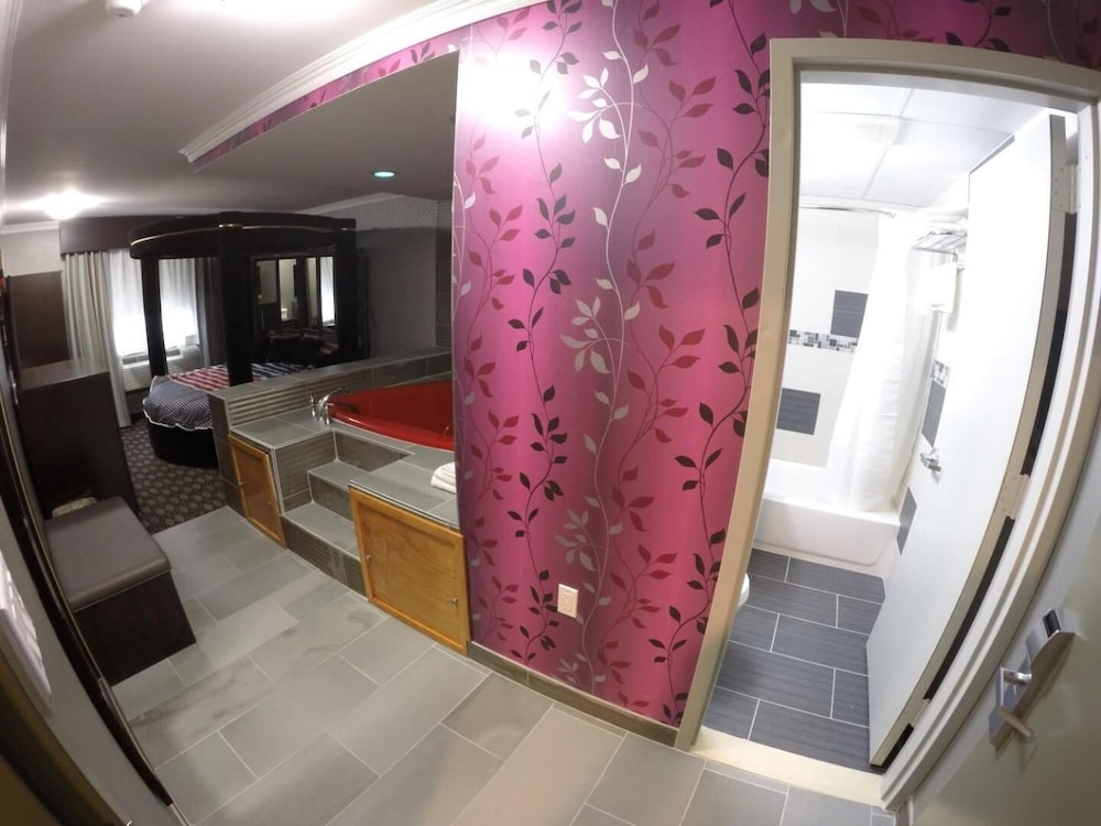 Red Carpet Inn Elmwood Park 7/48