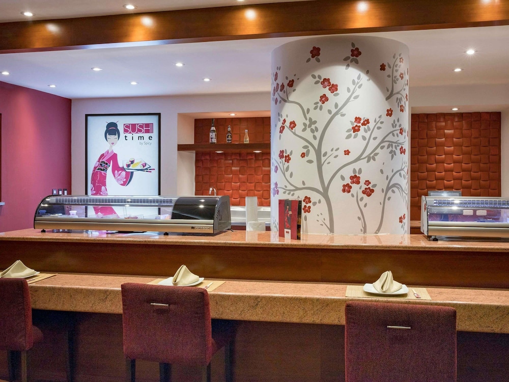 Mercure Alameda Quito 10/77