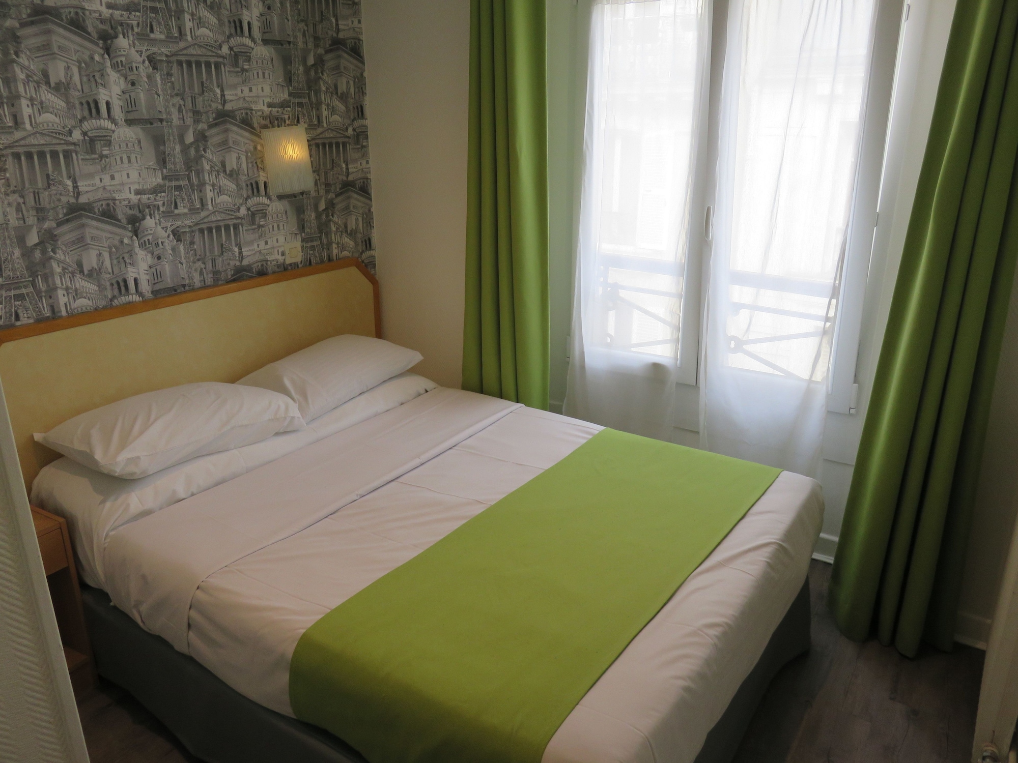 SUPERIOR, DOUBLE BED