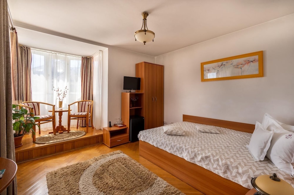 Villa Hotel Escala 12/50