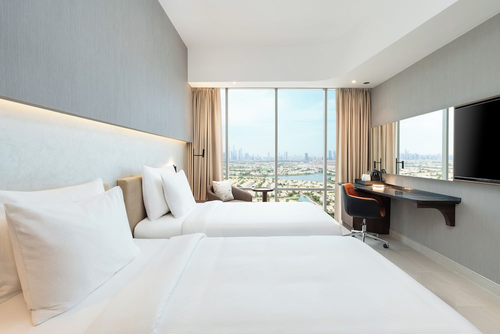 Room, Twin Beds, Club Floor