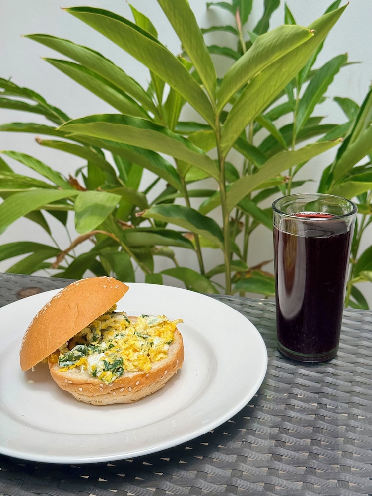 Illusion Xpress Downtown Playa 55/73