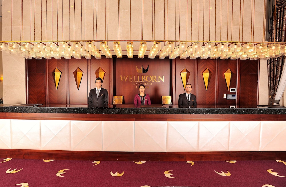 Lobby at Wellborn Luxury Hotel, BASISKELE